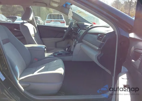 2014 Toyota Camry Le z USA, uszkodzony, nr VIN 4T4BF1FK9ER442721